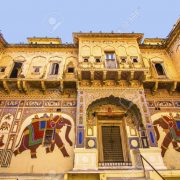 18322185-mandawa-india-oct-25-beautiful-old-haveli-on-oct-25-in-mandawa-india-rajasthan-india-the-town-referr-Stock-Photo